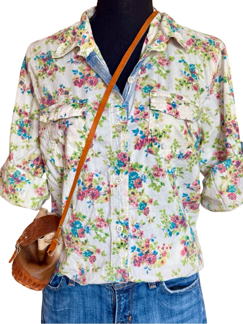 Country Floral Cotton Button Up Roll Tab Shirt Size Medium Cottage Boho Western